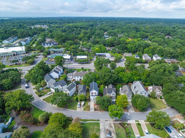 819 Harbor Place Drive, Charleston, SC 29412