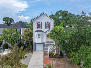 819 Harbor Place Drive, Charleston, SC 29412