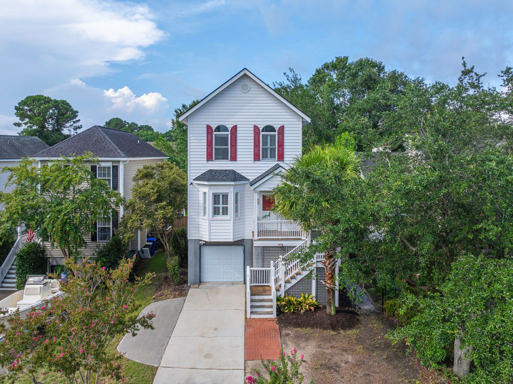 819 Harbor Place Drive, Charleston, SC 29412