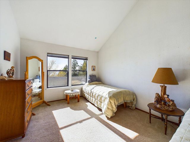 781 Tompkins Hill Road, Fortuna, CA 95540