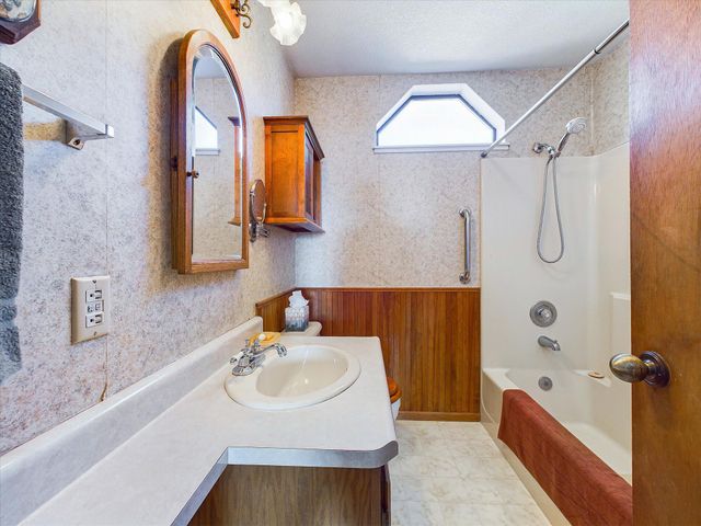 781 Tompkins Hill Road, Fortuna, CA 95540