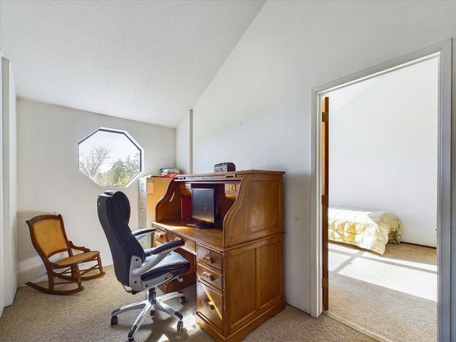 781 Tompkins Hill Road, Fortuna, CA 95540