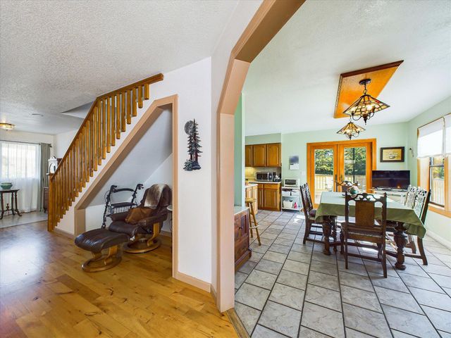 781 Tompkins Hill Road, Fortuna, CA 95540