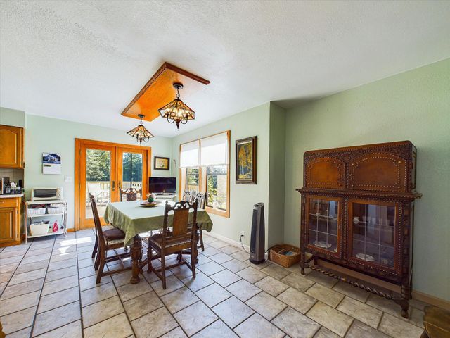 781 Tompkins Hill Road, Fortuna, CA 95540