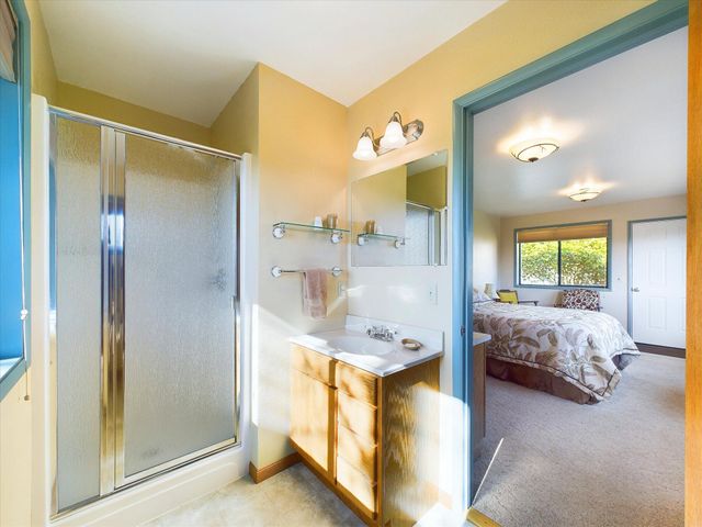 781 Tompkins Hill Road, Fortuna, CA 95540