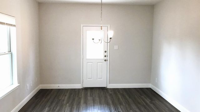 9214 Nyssa Avenue B, Houston, TX 77078