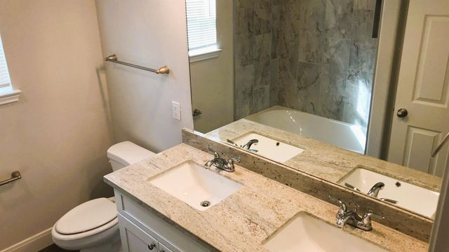 9214 Nyssa Avenue B, Houston, TX 77078