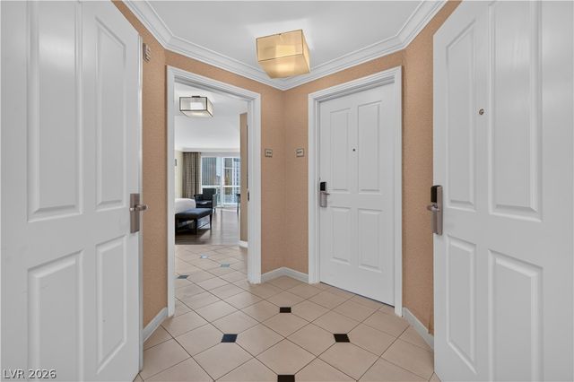 135 East Harmon Avenue 2215, Las Vegas, NV 89109