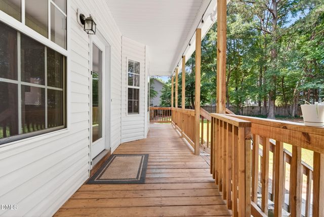 209 Spearhead Place, Clayton, NC 27520