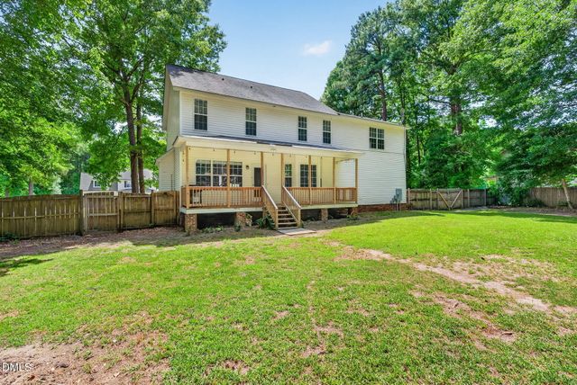 209 Spearhead Place, Clayton, NC 27520