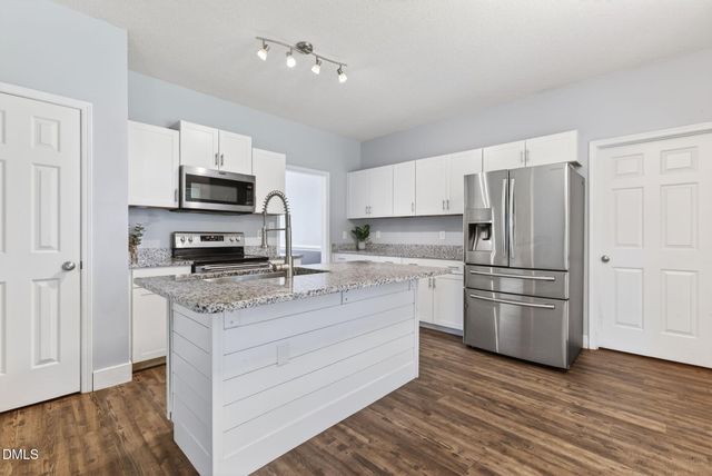 209 Spearhead Place, Clayton, NC 27520