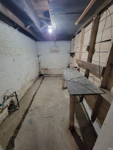 201 E Wildwood Avenue, Fort Wayne, IN 46806