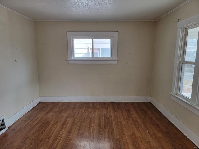 201 E Wildwood Avenue, Fort Wayne, IN 46806