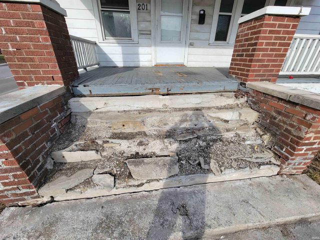 201 E Wildwood Avenue, Fort Wayne, IN 46806