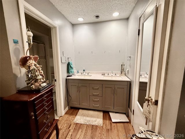 3111 S 149th East Avenue, Tulsa, OK 74134