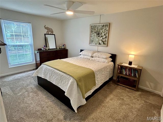 4290 Chateau De Ville Drive C, St Louis, MO 63129