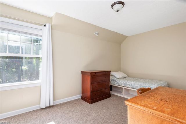 8 Ventnor VW, Carrollton, VA 23314