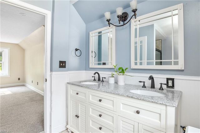 8 Ventnor VW, Carrollton, VA 23314
