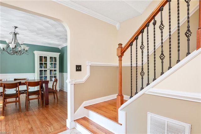 8 Ventnor VW, Carrollton, VA 23314