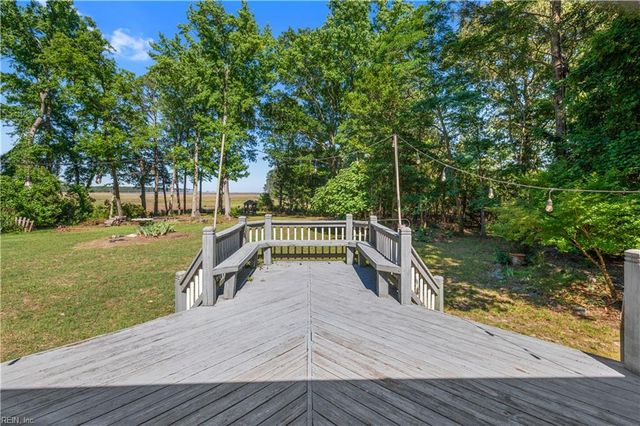 8 Ventnor VW, Carrollton, VA 23314