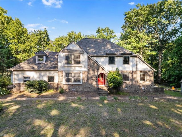 8 Ventnor VW, Carrollton, VA 23314