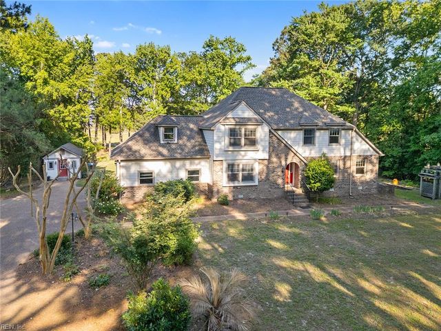 8 Ventnor VW, Carrollton, VA 23314