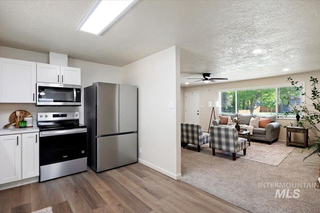 151 Fillmore St, Twin Falls, ID 83301