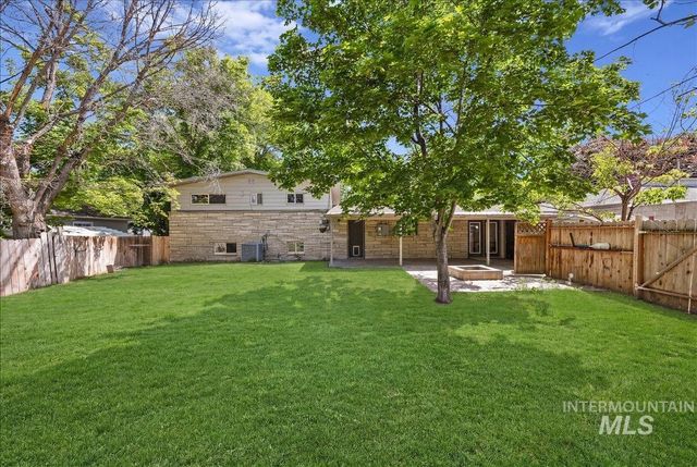 151 Fillmore St, Twin Falls, ID 83301
