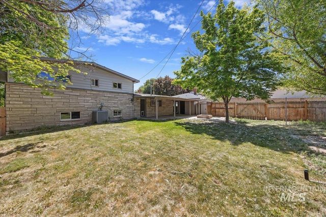 151 Fillmore St, Twin Falls, ID 83301