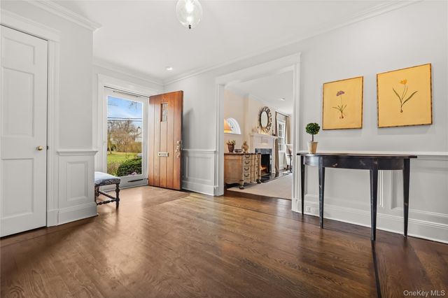 42 Sturgis Road, Bronxville, NY 10708