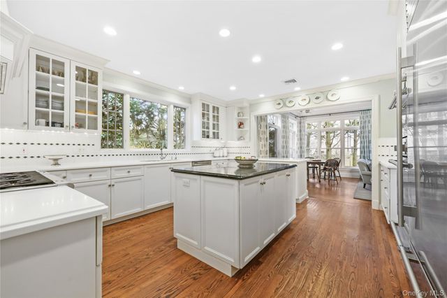 42 Sturgis Road, Bronxville, NY 10708