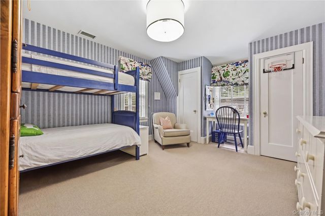 42 Sturgis Road, Bronxville, NY 10708
