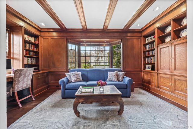 42 Sturgis Road, Bronxville, NY 10708