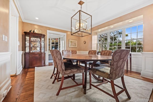 42 Sturgis Road, Bronxville, NY 10708