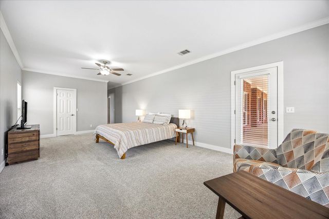 3660 Stagecoach Ranch LOOP, Dripping Springs, TX 78620