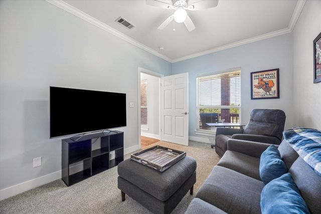 3660 Stagecoach Ranch LOOP, Dripping Springs, TX 78620