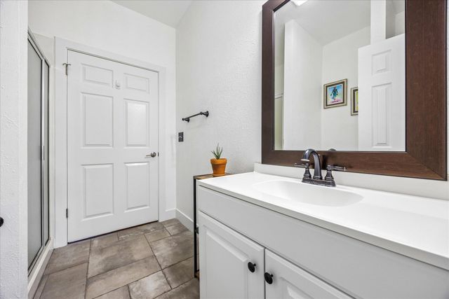 3660 Stagecoach Ranch LOOP, Dripping Springs, TX 78620