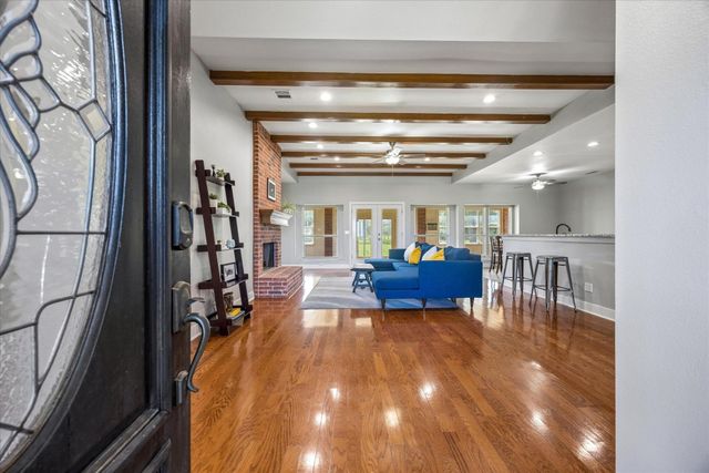 3660 Stagecoach Ranch LOOP, Dripping Springs, TX 78620