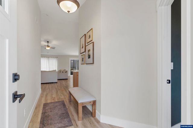 5611 Jeremy Valley Dr SE, Salem, OR 97306