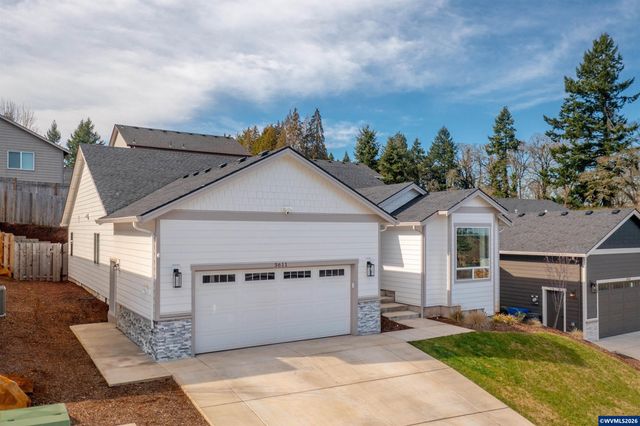 5611 Jeremy Valley Dr SE, Salem, OR 97306