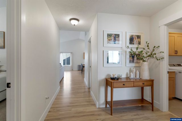 5611 Jeremy Valley Dr SE, Salem, OR 97306