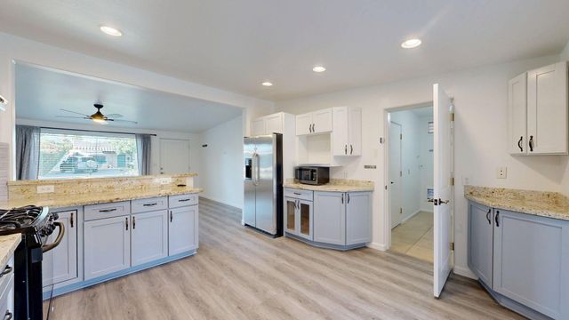 4537 E Devonshire Avenue, Phoenix, AZ 85018