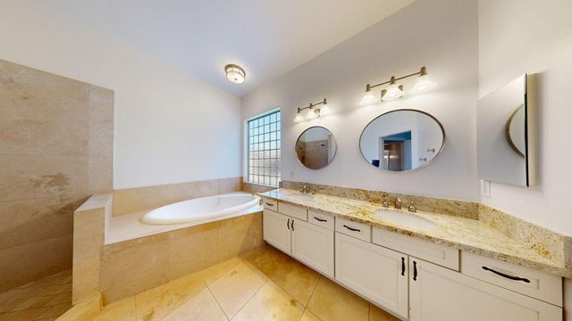 4537 E Devonshire Avenue, Phoenix, AZ 85018