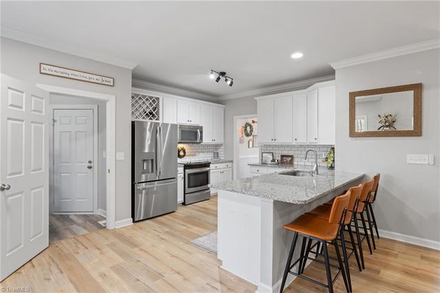 7843 Spencer Brook Drive, Summerfield, NC 27358