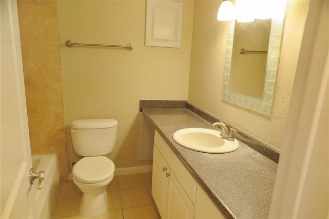 507 NW 39TH DRIVE 210, Gainesville, FL 32607