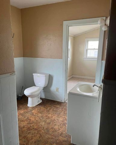 623 N Bluff Ave, Anthony, KS 67003