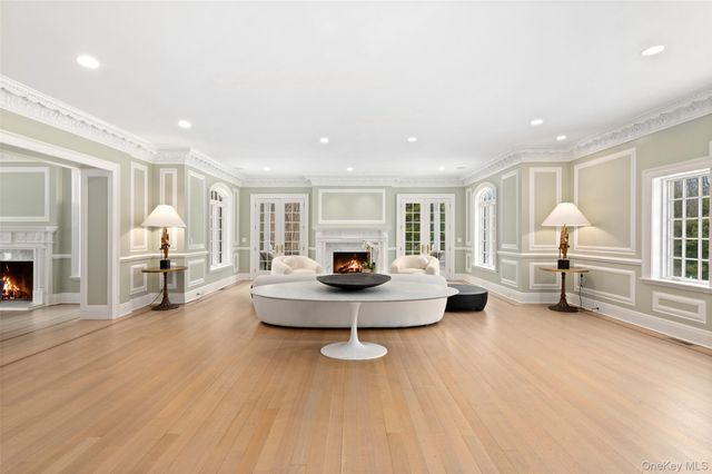 4 Cowdray Park Drive, Armonk, NY 10504