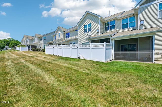 7213 Ladbrooke Street, Raleigh, NC 27617
