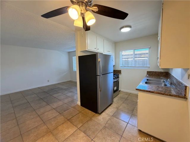 4329 E 55th Street B, Maywood, CA 90270