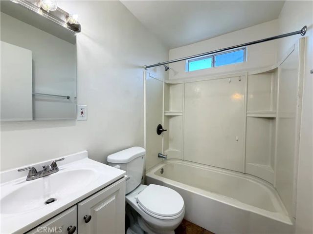 4329 E 55th Street B, Maywood, CA 90270